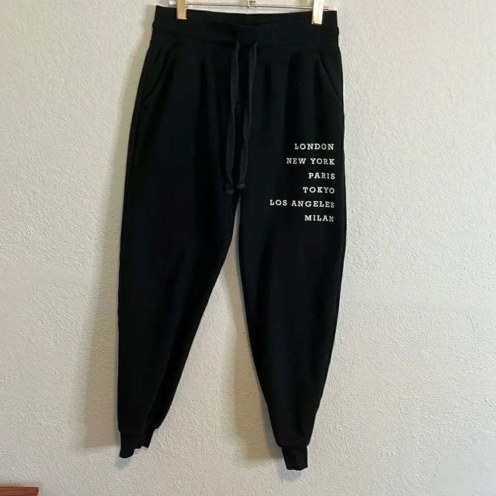 Zoe + Liv Fleece Joggers Size S Black GUC